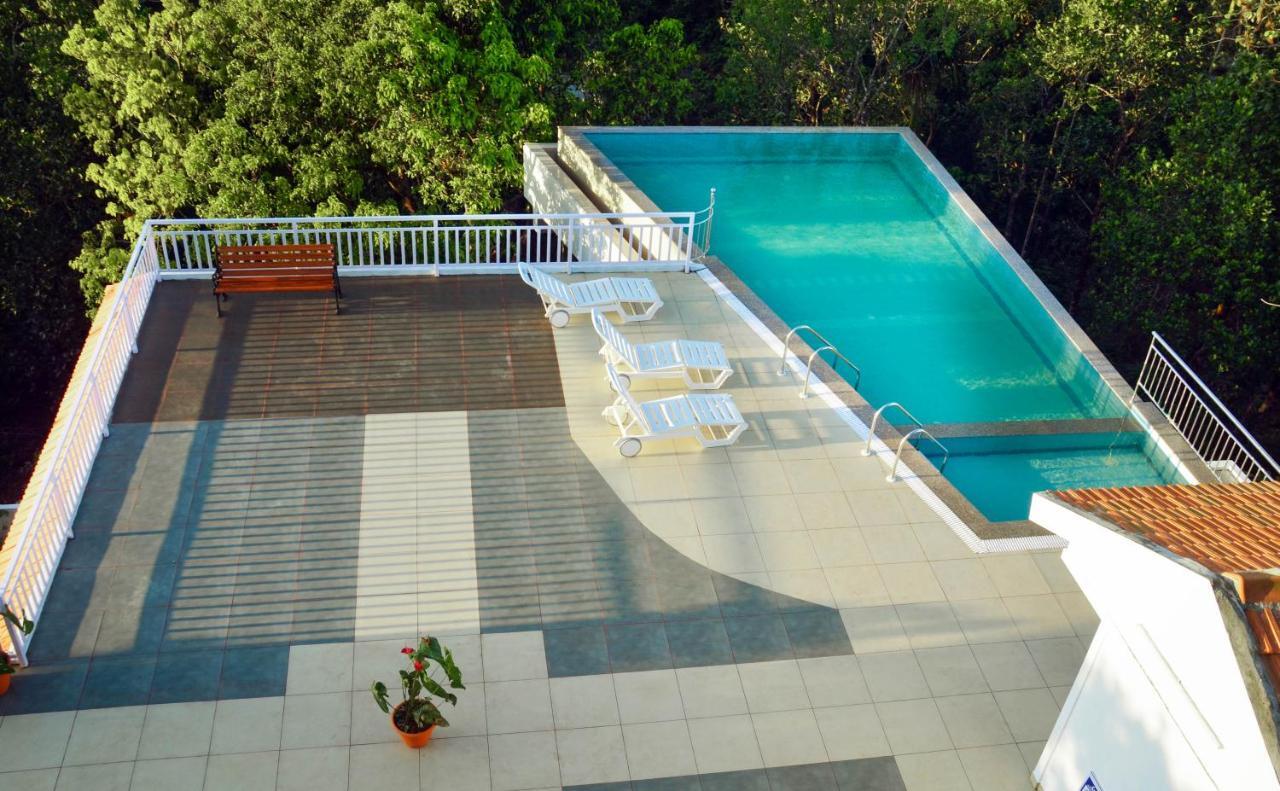 Chillax Vagamon Hotel Exterior photo